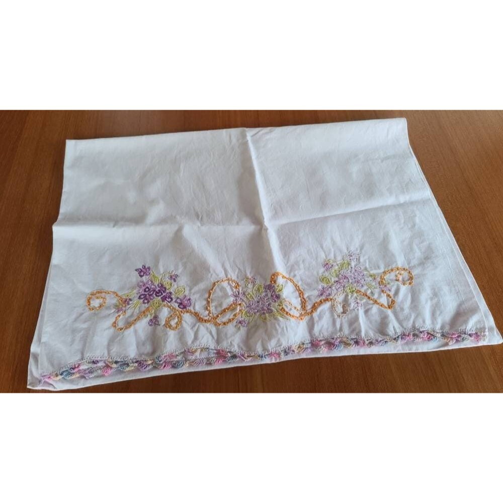 Embroidered Orange Chain Floral Pillowcase